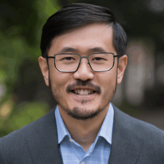 Michael Au headshot